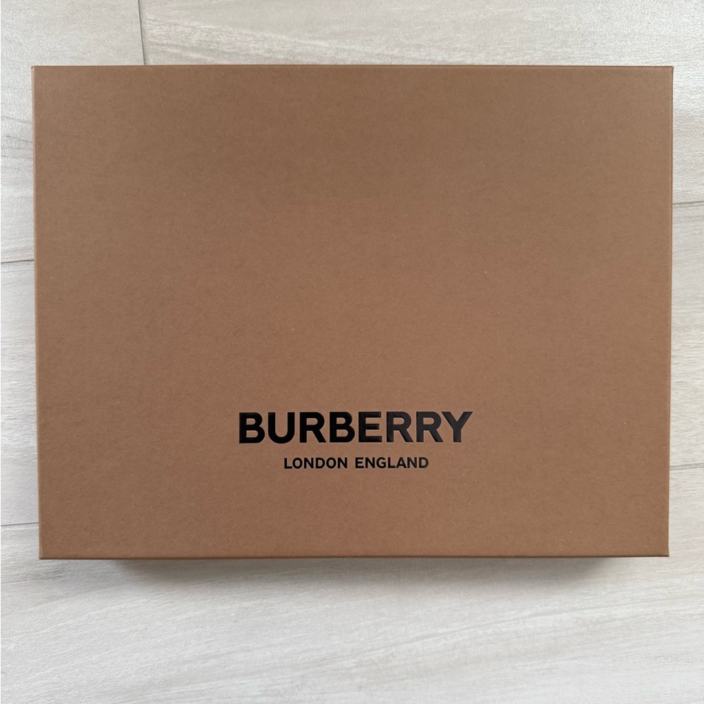 Burberry Gift Box